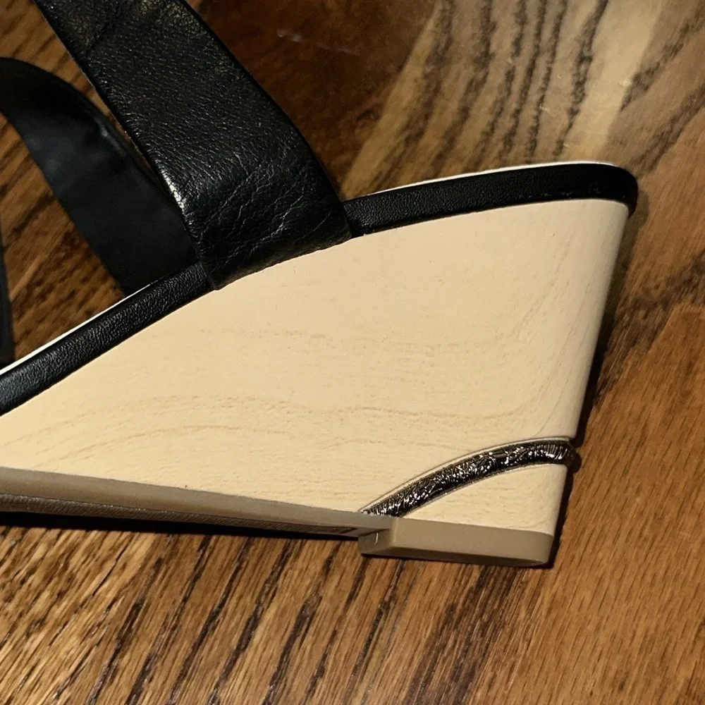Gorgeous leather Franco Sarto wedge sandal. Size 9.5